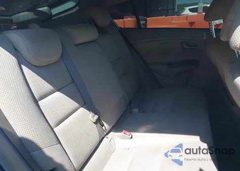 2010 Honda Insight Ex from USA, damaged, VIN JHMZE2H74AS008922